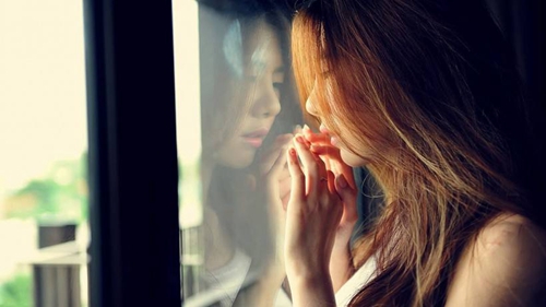女生手持仙女棒图片头像4