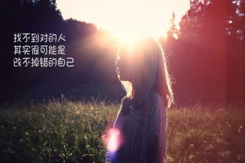抖音头像是擦玻璃戴口罩的外国人2