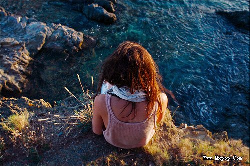 抖音流行必听英文酒吧舞曲，Deep house节奏带感重低音