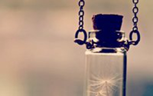 心情不好被狗咬了的句子（伤感觉说说） 
